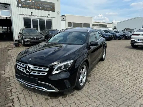 Used MERCEDES-BENZ CLASSE GLA Petrol 2017 Ad 