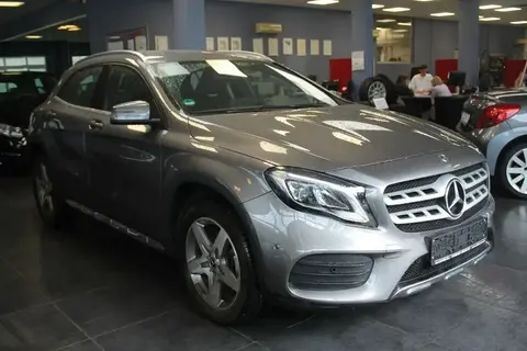 Used MERCEDES-BENZ CLASSE GLA Petrol 2018 Ad 