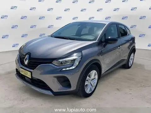 Used RENAULT CAPTUR Hybrid 2021 Ad 