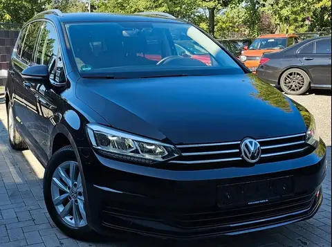 Used VOLKSWAGEN TOURAN Petrol 2020 Ad 