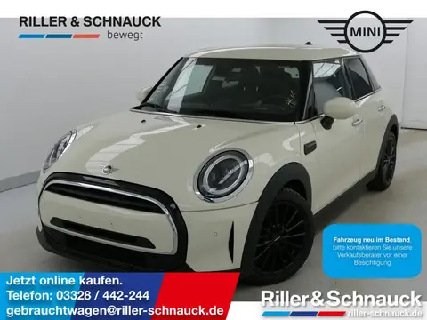 Used MINI ONE Petrol 2021 Ad 