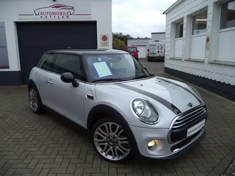 Used MINI COOPER Petrol 2017 Ad 