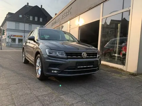 Used VOLKSWAGEN TIGUAN Petrol 2018 Ad 