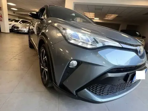 Used TOYOTA C-HR Hybrid 2021 Ad 