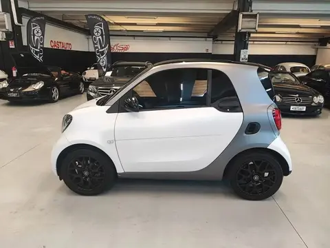 Used SMART FORTWO Petrol 2015 Ad 