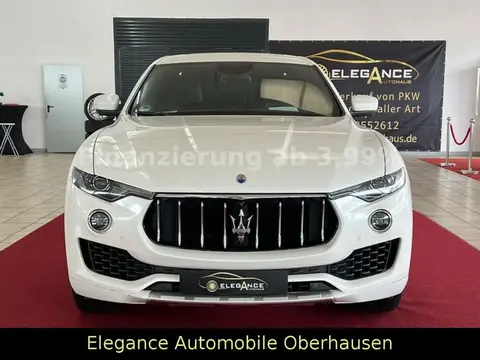 Annonce MASERATI LEVANTE Diesel 2016 d'occasion 