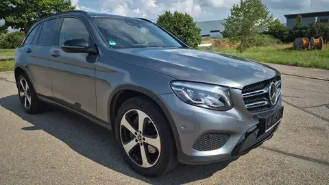 Used MERCEDES-BENZ CLASSE GLC Petrol 2018 Ad 