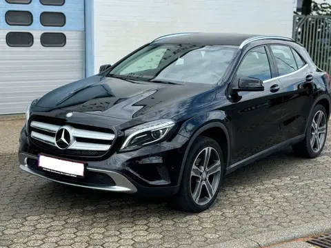 Used MERCEDES-BENZ CLASSE GLA Petrol 2015 Ad 