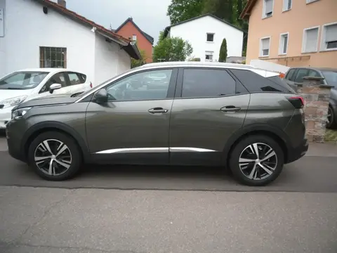 Used PEUGEOT 3008 Petrol 2018 Ad 