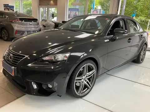 Used LEXUS IS Hybrid 2015 Ad 