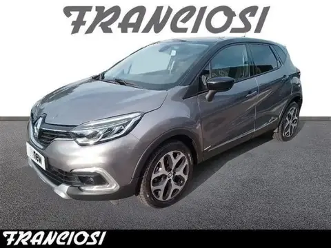 Used RENAULT CAPTUR Diesel 2017 Ad 