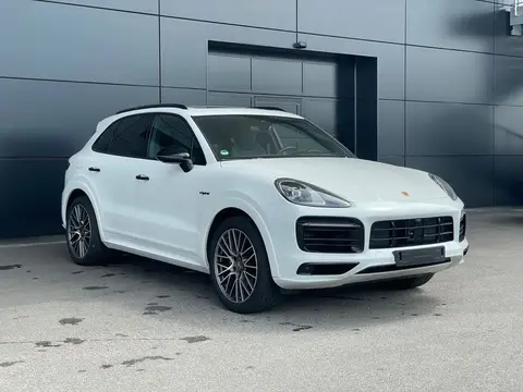 Used PORSCHE CAYENNE Hybrid 2022 Ad 