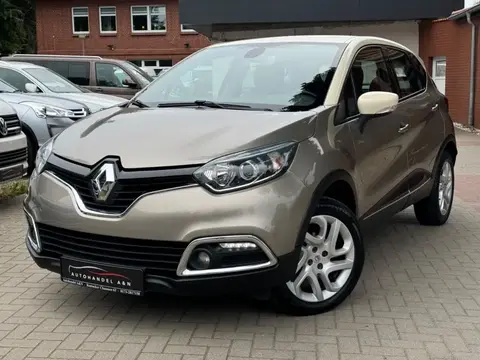 Used RENAULT CAPTUR Petrol 2015 Ad 