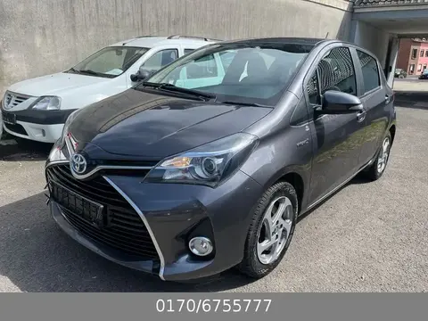 Used TOYOTA YARIS Hybrid 2014 Ad 