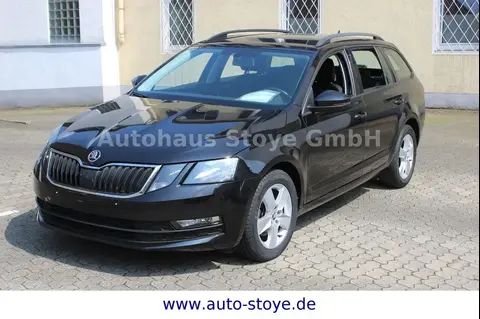 Used SKODA OCTAVIA Petrol 2019 Ad 