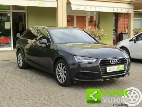 Used AUDI A4  2018 Ad 