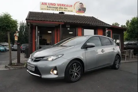 Used TOYOTA AURIS Petrol 2015 Ad 