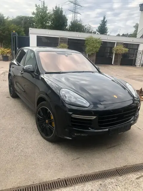 Used PORSCHE CAYENNE Petrol 2017 Ad 