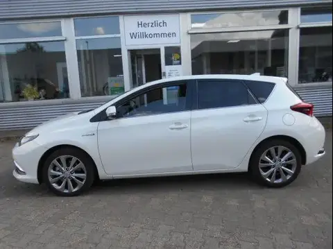 Used TOYOTA AURIS Hybrid 2016 Ad 