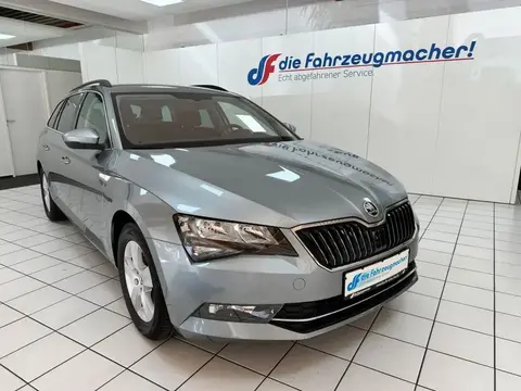 Used SKODA SUPERB Petrol 2019 Ad 