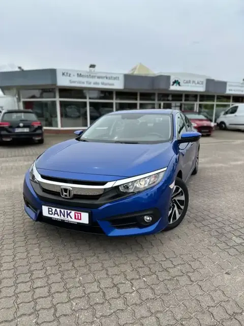 Used HONDA CIVIC Petrol 2018 Ad 