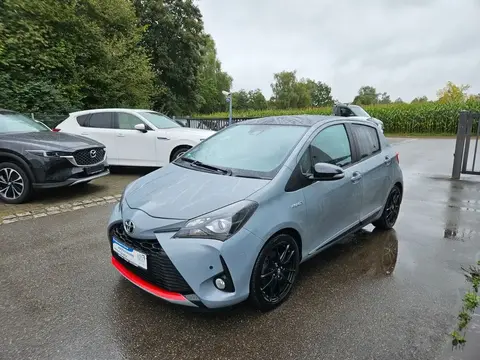 Used TOYOTA YARIS Hybrid 2019 Ad 