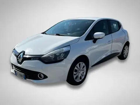 Used RENAULT CLIO Diesel 2014 Ad 