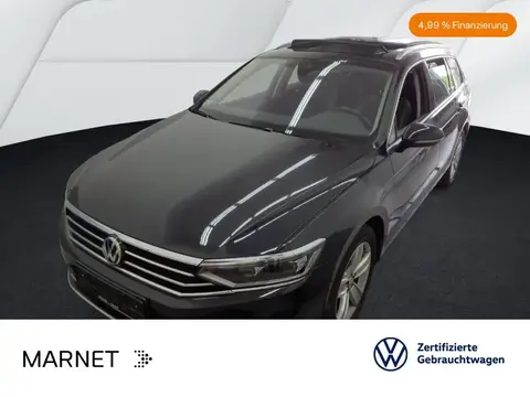 Used VOLKSWAGEN PASSAT Petrol 2020 Ad 