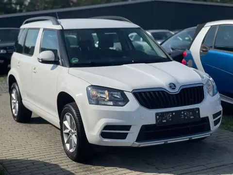 Used SKODA YETI Petrol 2015 Ad 