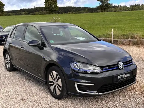 Used VOLKSWAGEN GOLF Hybrid 2016 Ad 