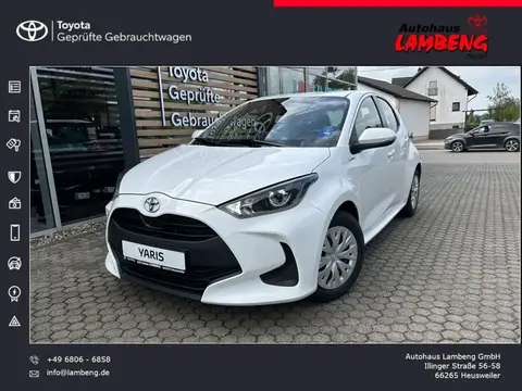 Annonce TOYOTA YARIS Essence 2021 d'occasion Allemagne