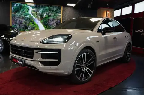 Used PORSCHE CAYENNE Hybrid 2024 Ad 