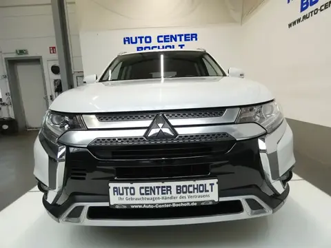 Annonce MITSUBISHI OUTLANDER Essence 2019 d'occasion 