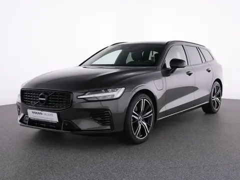 Used VOLVO V60 Hybrid 2021 Ad 