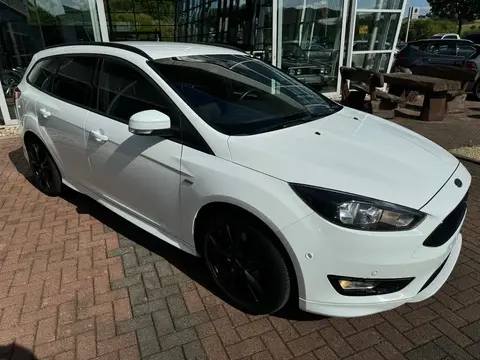 Annonce FORD FOCUS Essence 2018 d'occasion 