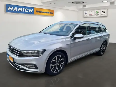 Used VOLKSWAGEN PASSAT Petrol 2021 Ad 