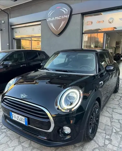 Used MINI COOPER Diesel 2019 Ad 