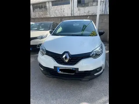 Used RENAULT CAPTUR Diesel 2019 Ad 