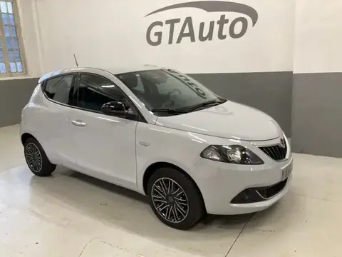 Used LANCIA YPSILON Hybrid 2021 Ad 