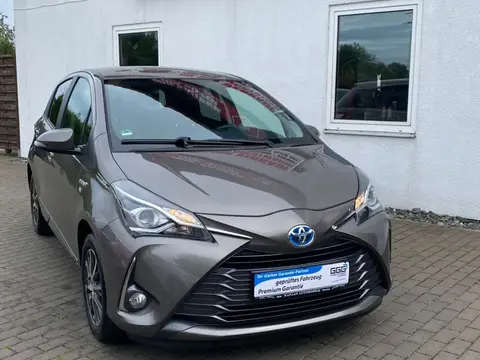 Used TOYOTA YARIS Hybrid 2020 Ad 