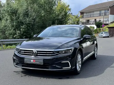 Used VOLKSWAGEN PASSAT Hybrid 2021 Ad 