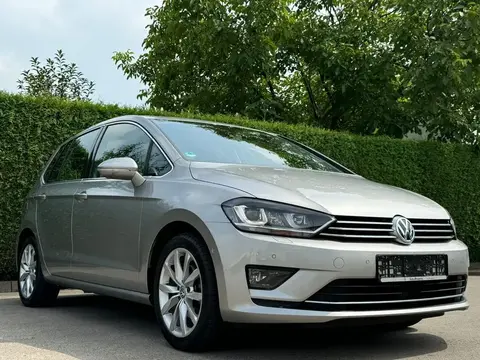 Used VOLKSWAGEN GOLF Petrol 2015 Ad 