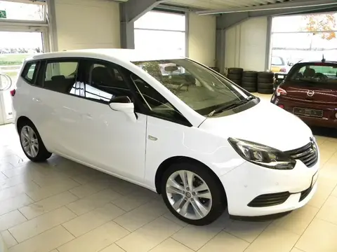 Used OPEL ZAFIRA Petrol 2017 Ad 