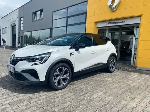 Used RENAULT CAPTUR Hybrid 2022 Ad 