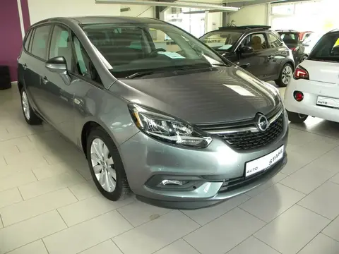 Used OPEL ZAFIRA Petrol 2018 Ad 