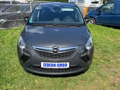 Used OPEL ZAFIRA Petrol 2016 Ad 