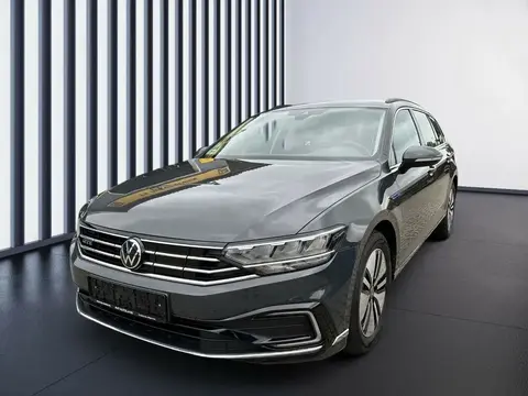 Used VOLKSWAGEN PASSAT Hybrid 2020 Ad 