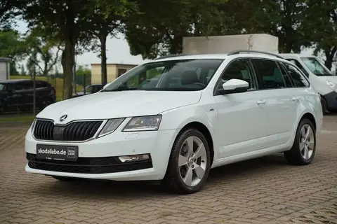 Used SKODA OCTAVIA Petrol 2019 Ad 