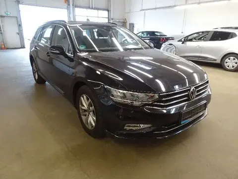 Used VOLKSWAGEN PASSAT Petrol 2021 Ad 