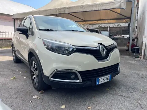 Used RENAULT CAPTUR Diesel 2017 Ad 